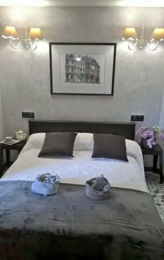 Le Clos Manceau Bed and Breakfast Le Mans Esterno foto